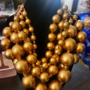 Tracilynn Lux pearl necklace